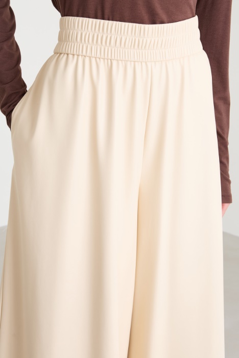 Pantaloni morbidi in similpelle