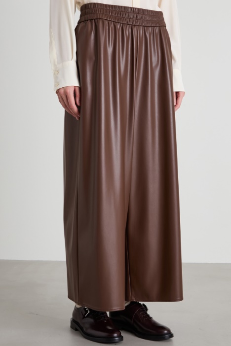 Pantalones anchos de piel sintética