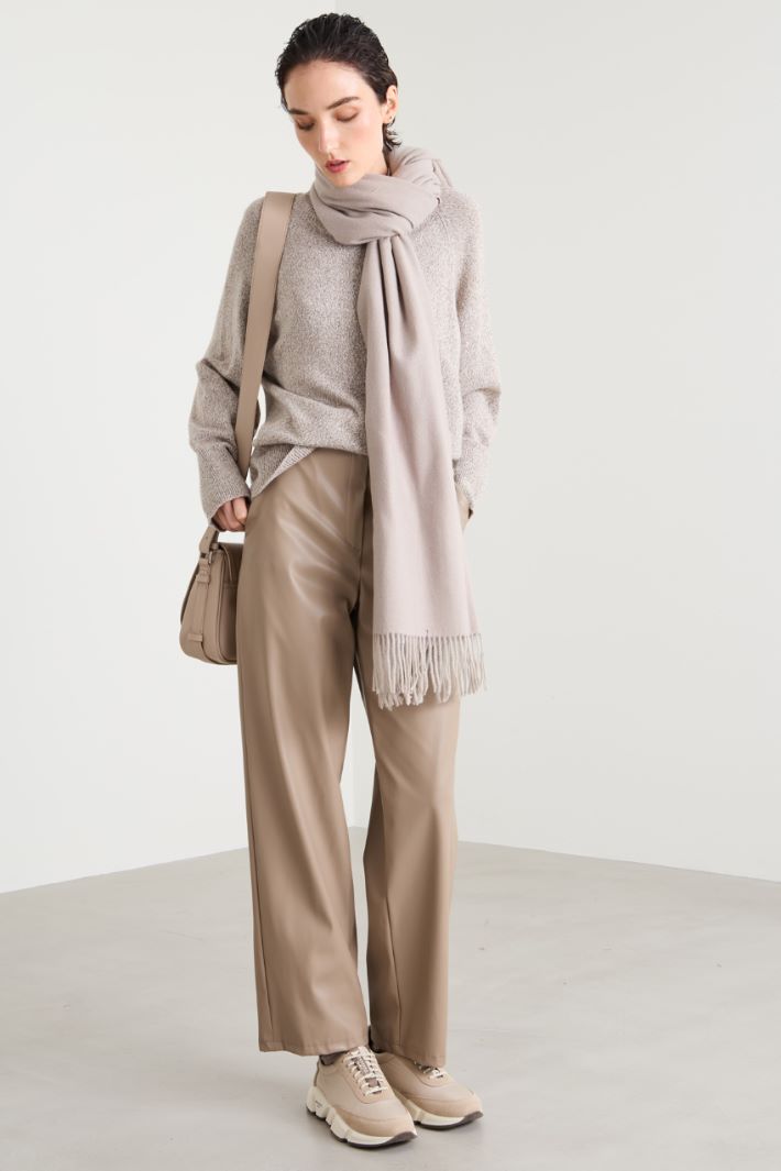 Pantaloni dritti in similpelle Intrend