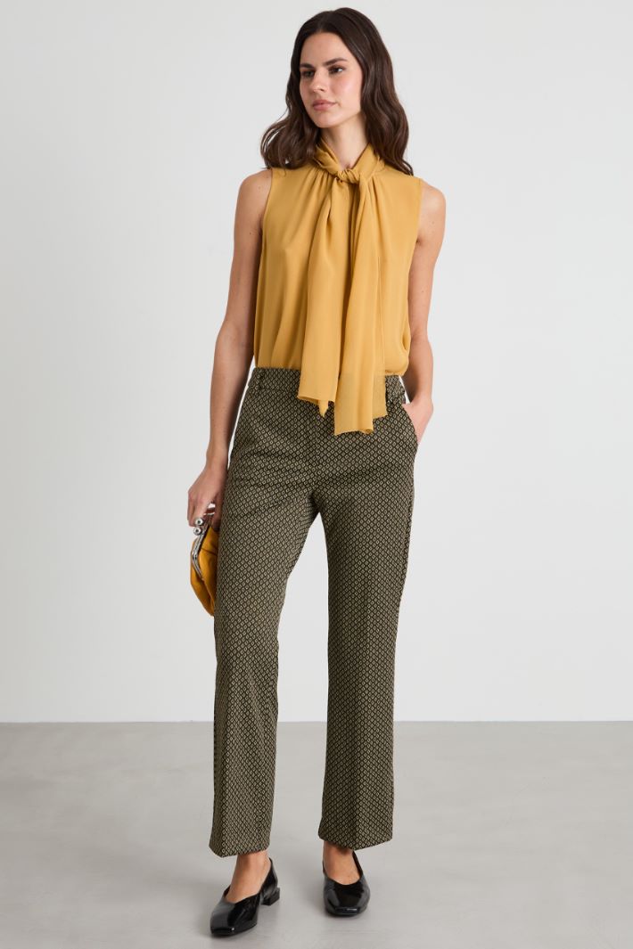 Pantaloni in jersey jacquard Intrend