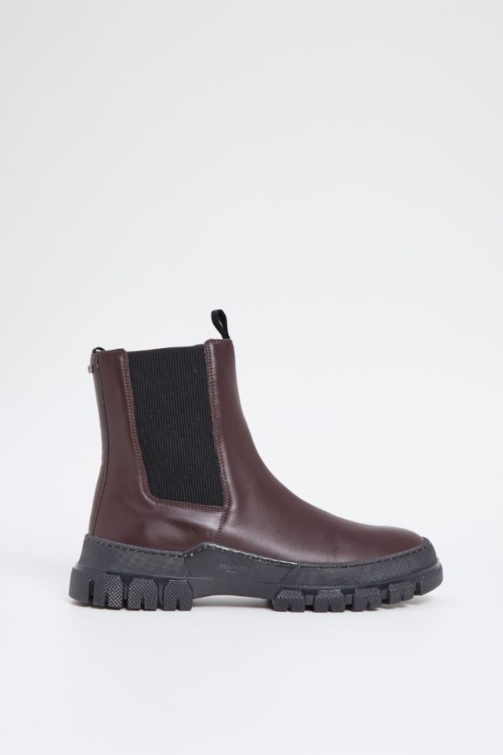 Ankle boots in vera pelle