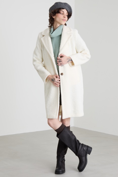Bouclé coat Intrend