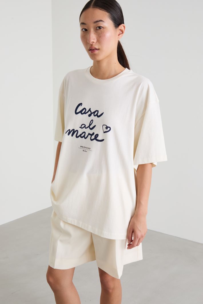 Camiseta oversize con estampado Intrend