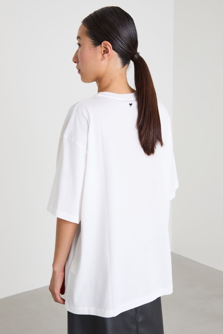 Camiseta oversize con estampado Intrend - 2