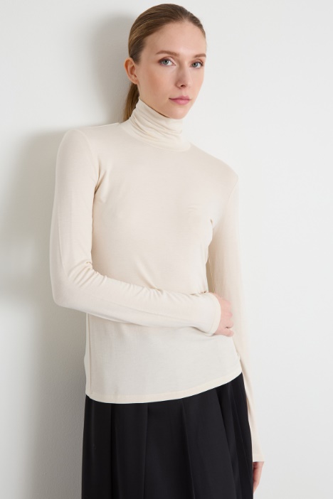 Viscose jersey turtleneck Intrend