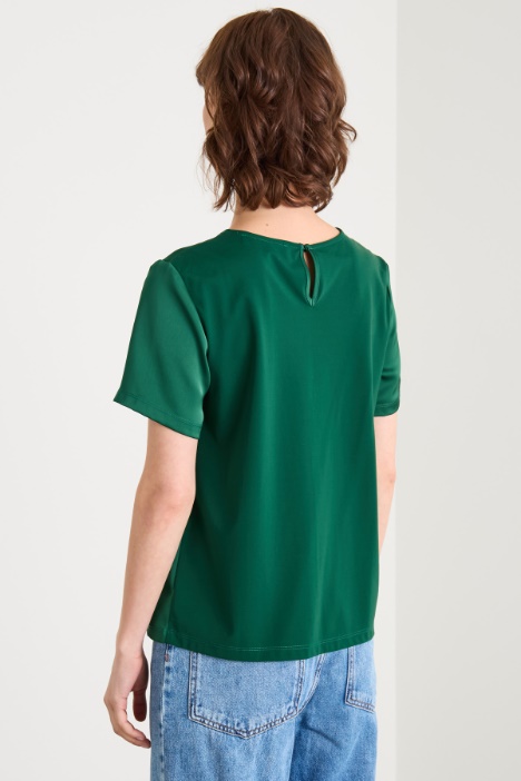 Top bimaterial en satén y punto