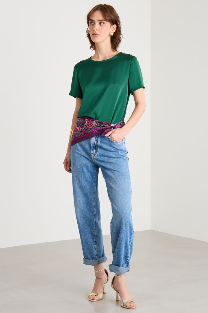 Bi-material top in satin and jersey Intrend