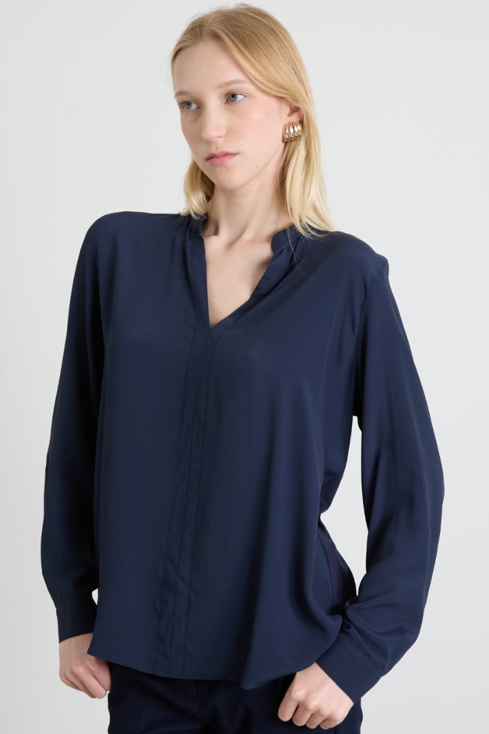 Blusa in crépe Intrend