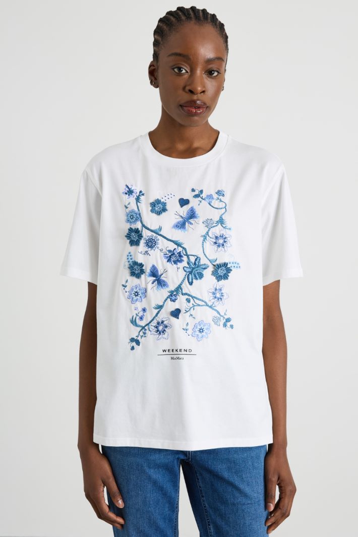 T-shirt in jersey con ricamo Intrend