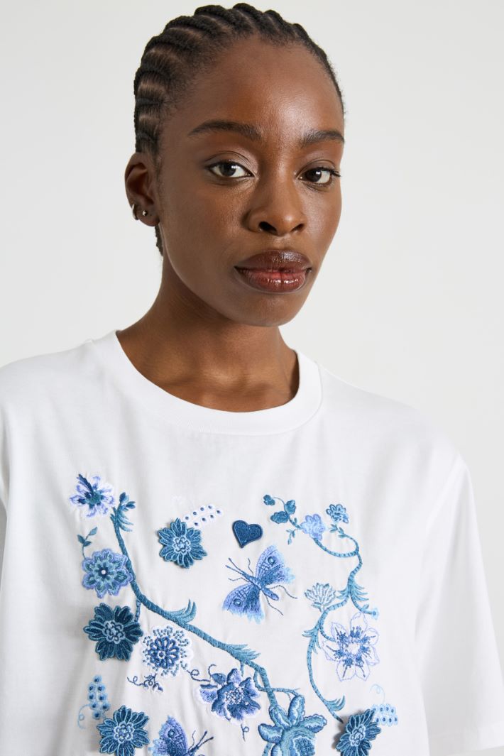 T-shirt in jersey con ricamo Intrend - 4