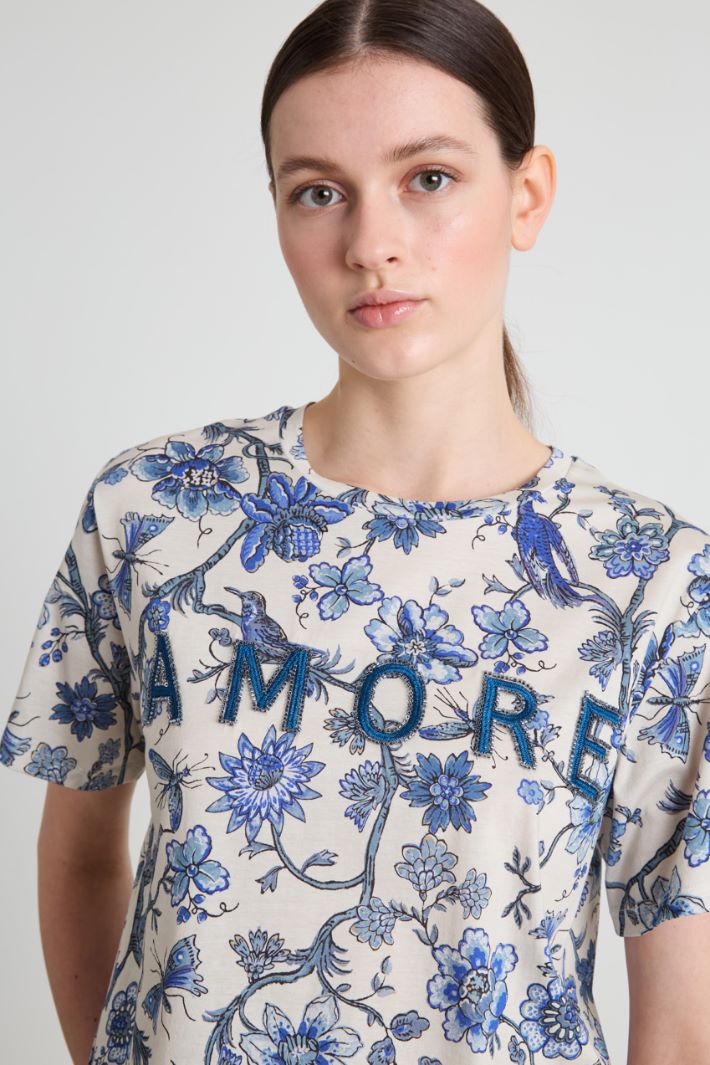 Camiseta con bordado Intrend - 4