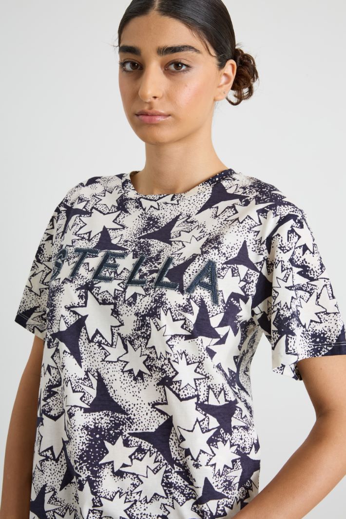 Camiseta con bordado Intrend - 4
