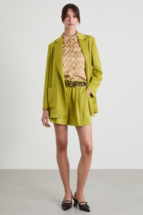 Blazer in envers satin Intrend