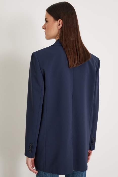 Blazer de crepé con un botón