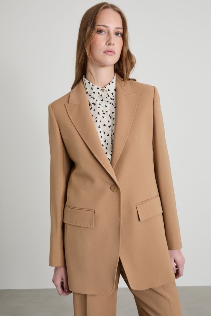 Blazer in lana crépe