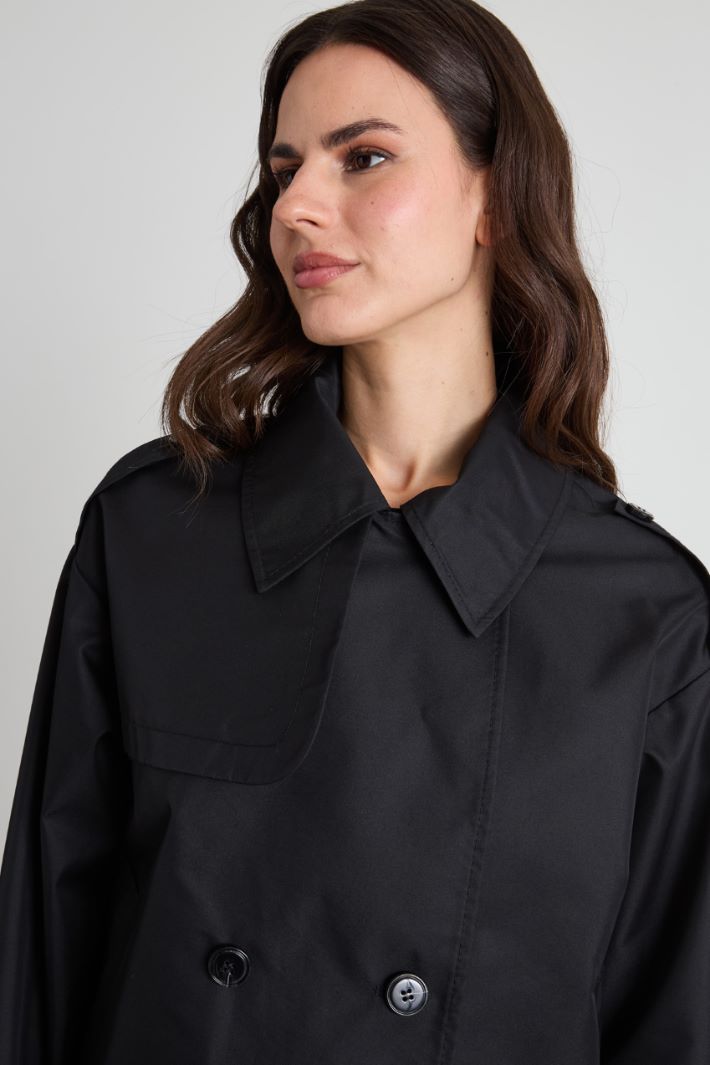 Short gabardine trench coat Intrend - 4