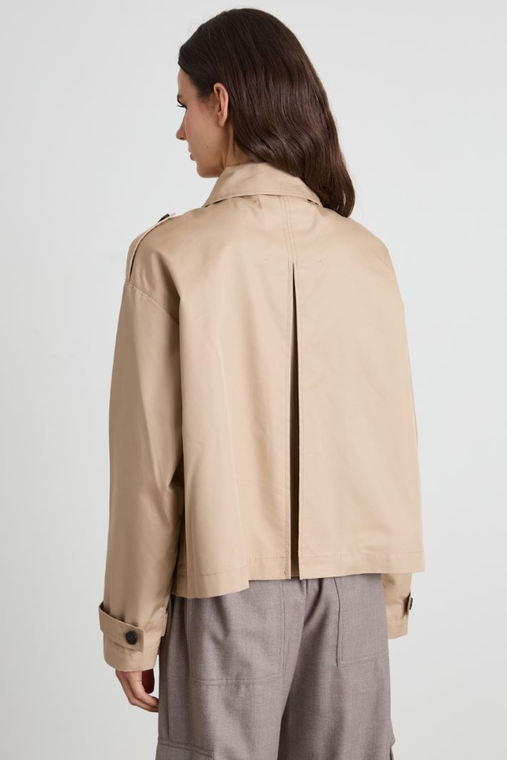 Short gabardine trench coat Intrend - 3
