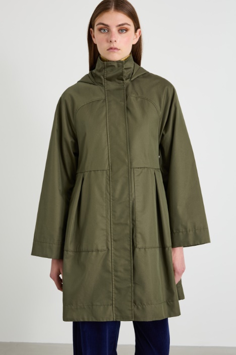 Parka de gabardina impermeable