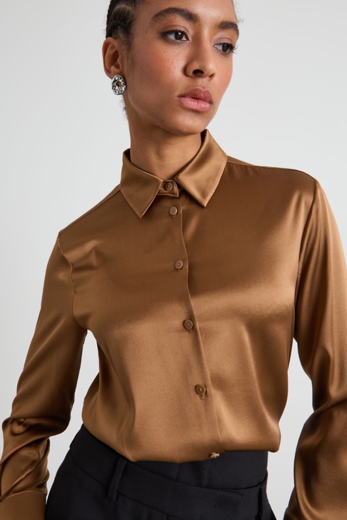Camicia in raso di seta Intrend - 4