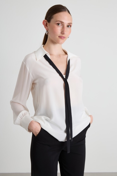 Blusa in seta con fusciacca Intrend