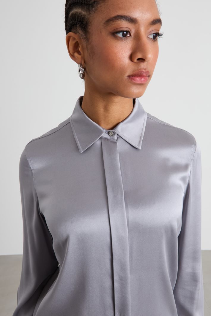 Camicia in raso di seta Intrend - 4