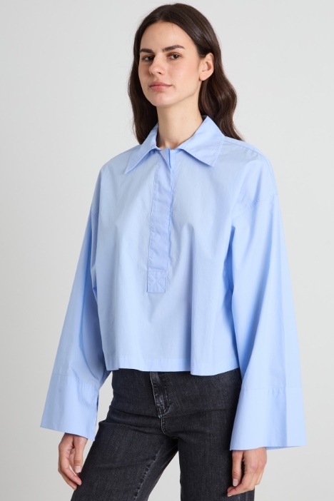 Camicia cropped con ricamo Intrend