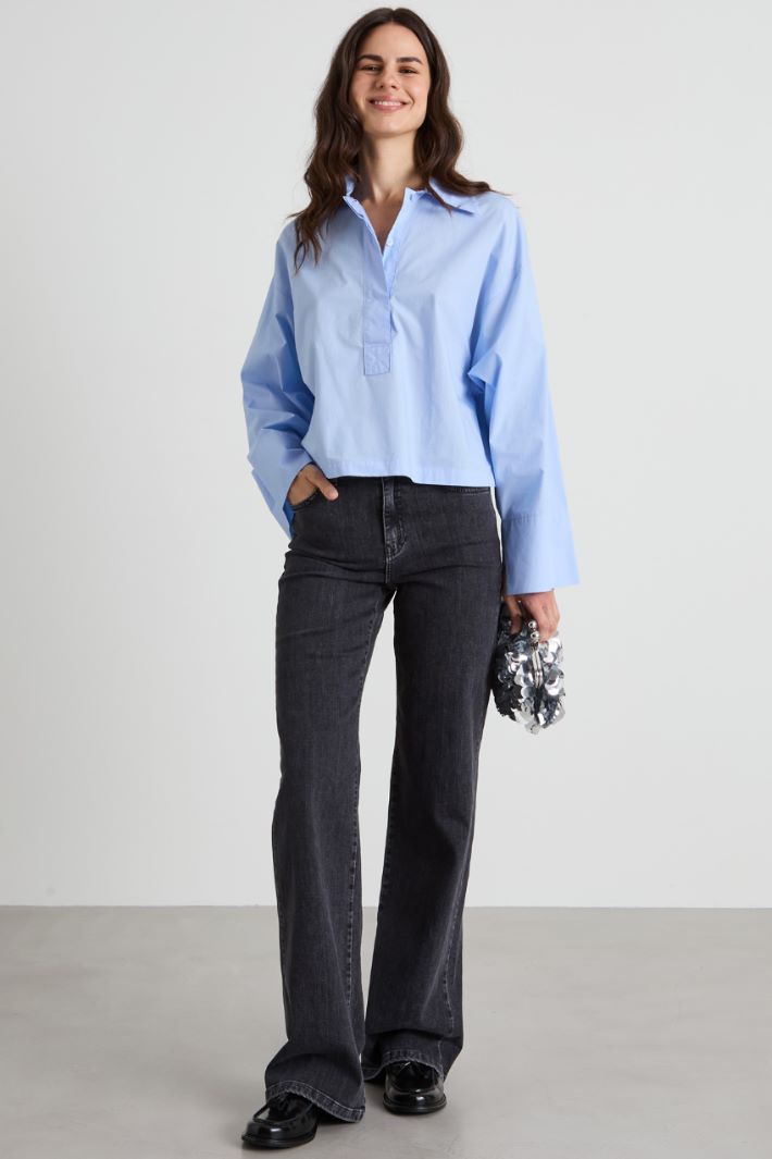 Camicia cropped con ricamo Intrend - 3
