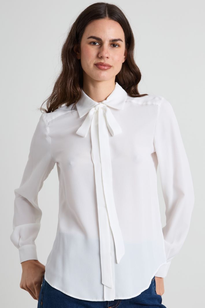 Camicia in crépe de chine Intrend
