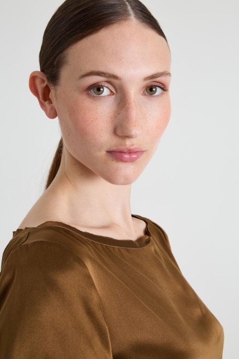 Top in raso di pura seta