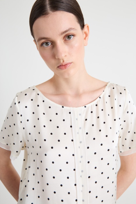 Blusa in raso e crépon