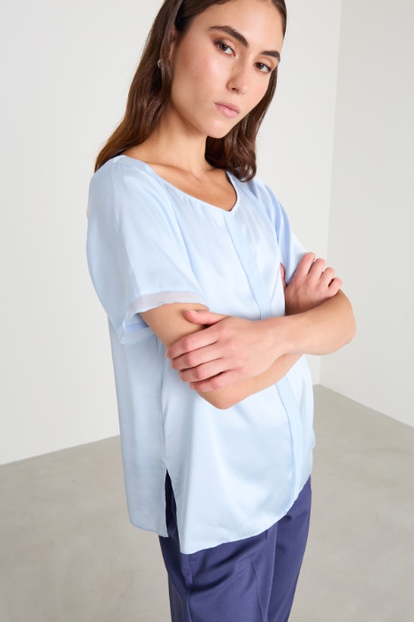 Blusa in raso e crépon