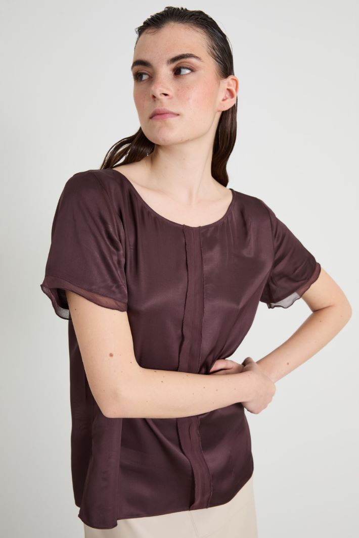 Blusa in raso e crépon Intrend