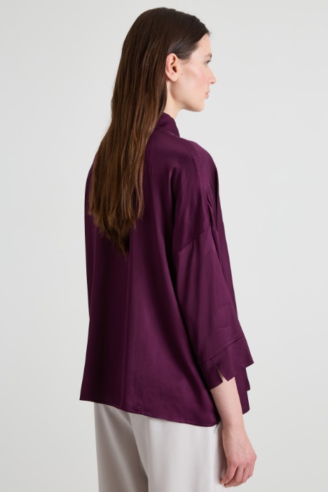 Camisa de satén fluida