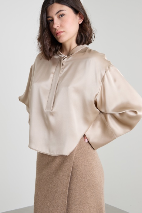 Blusa in raso di seta Intrend