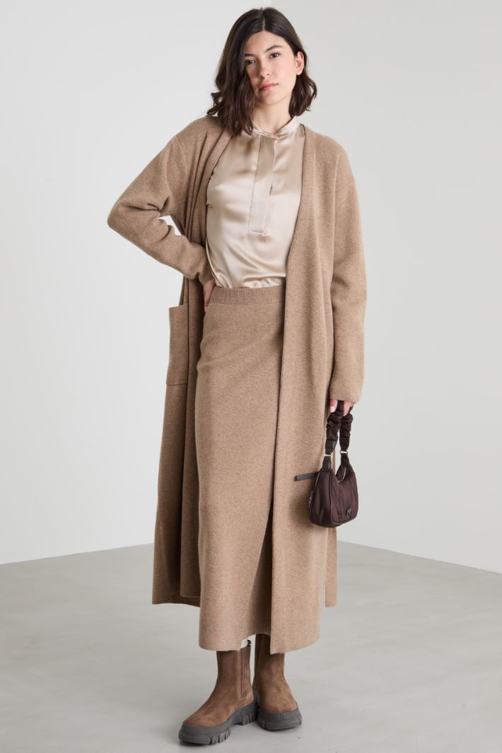 Blusa in raso di seta Intrend - 3