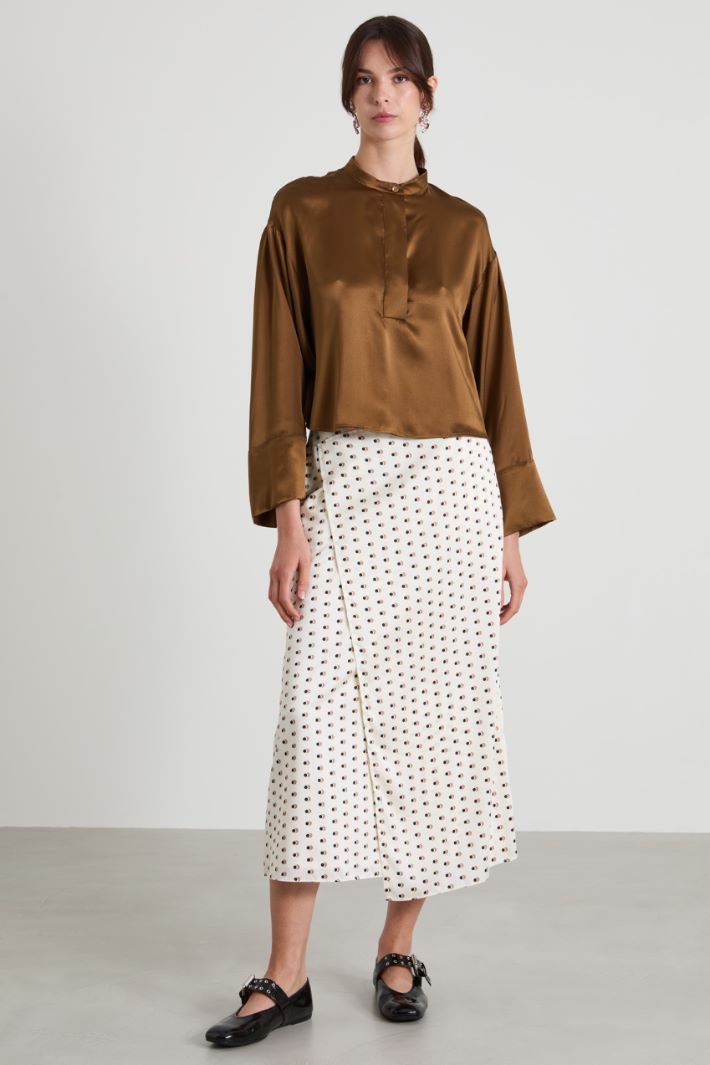 Blusa in raso di seta Intrend - 3