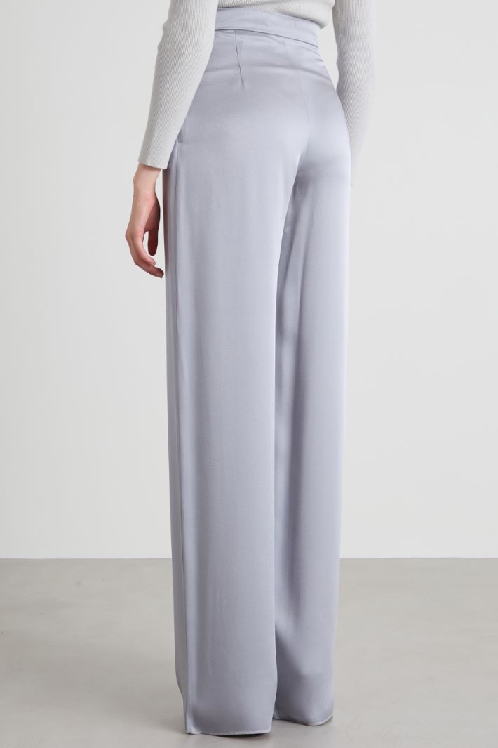 Pantaloni in enver satin lucido Intrend - 3
