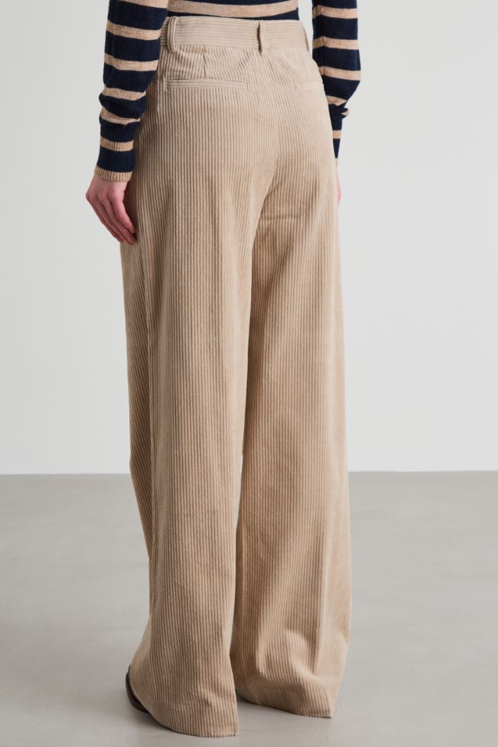 Corduroy trousers Intrend - 3