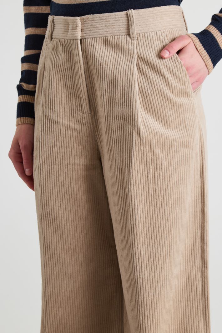 Corduroy trousers Intrend - 4