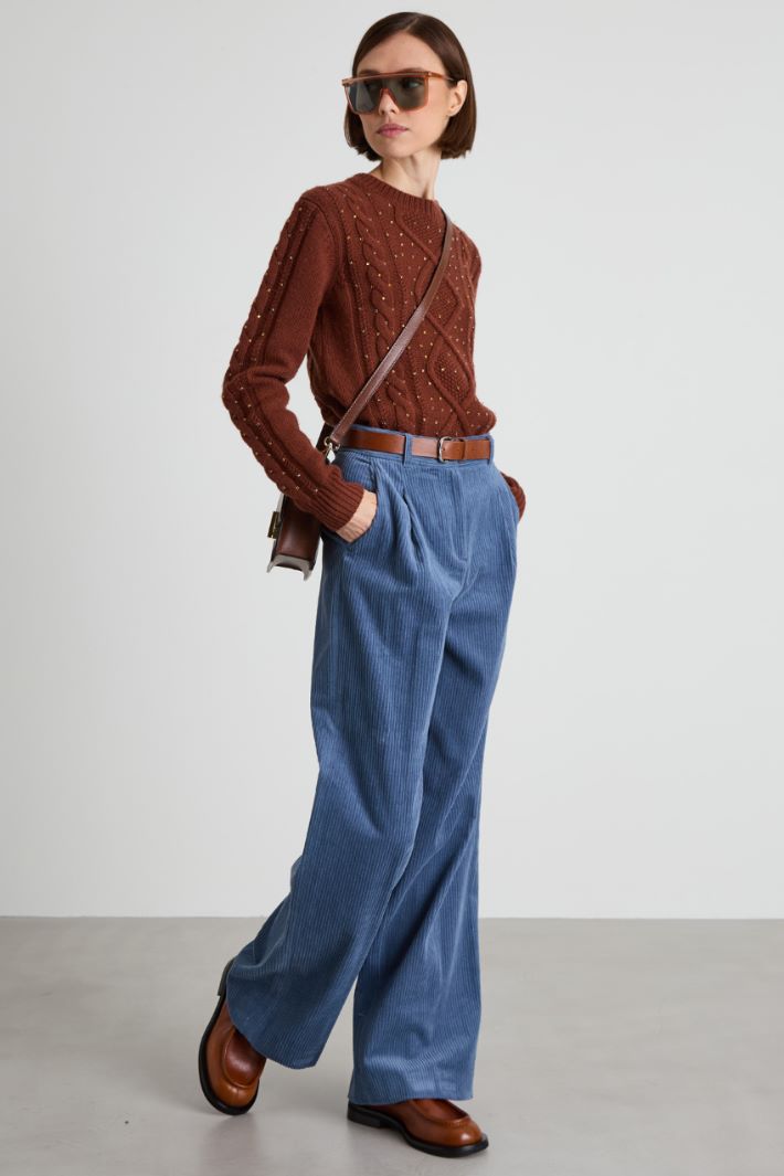 Corduroy trousers Intrend