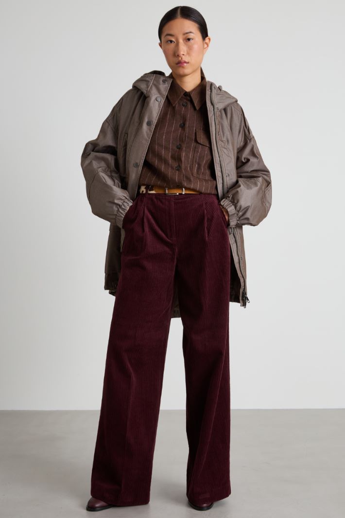 Corduroy trousers Intrend