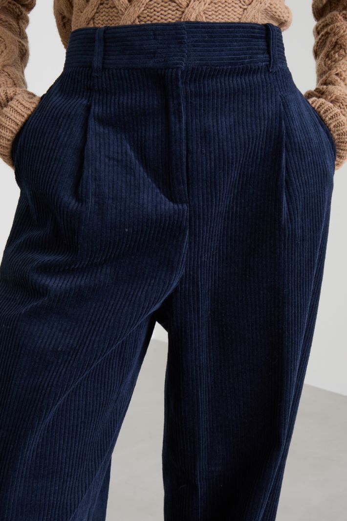 Corduroy trousers Intrend - 4