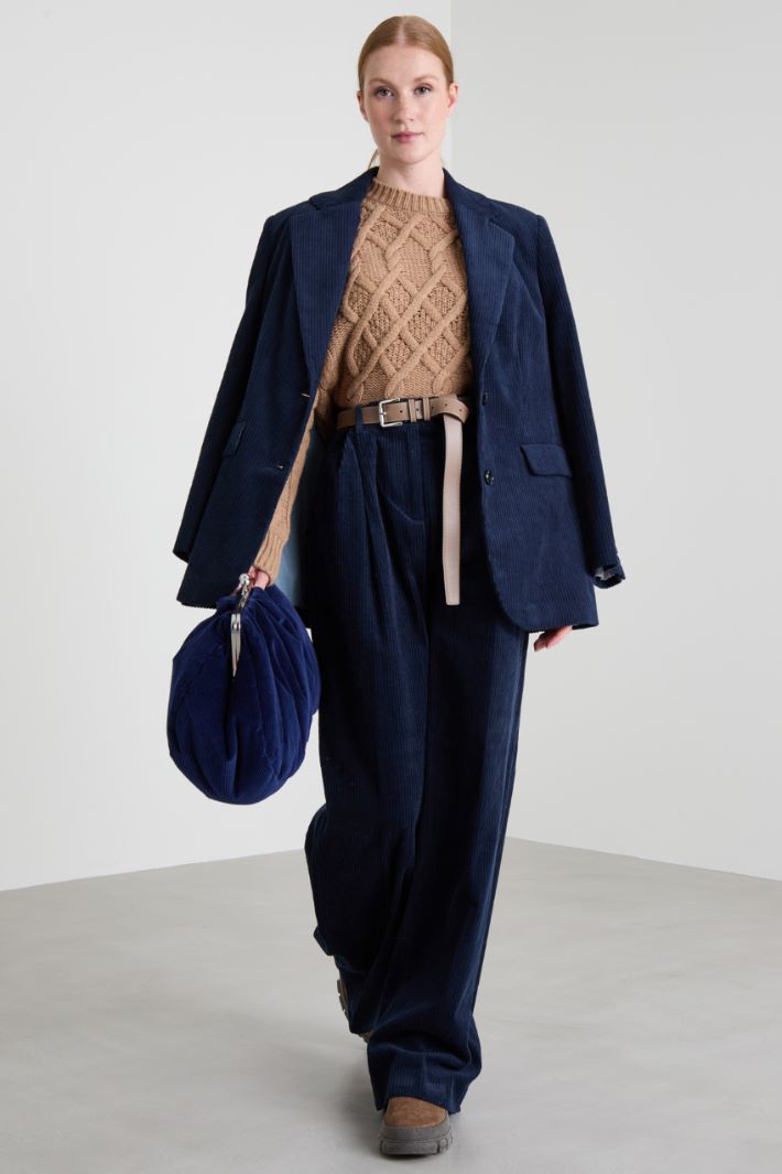 Corduroy trousers Intrend