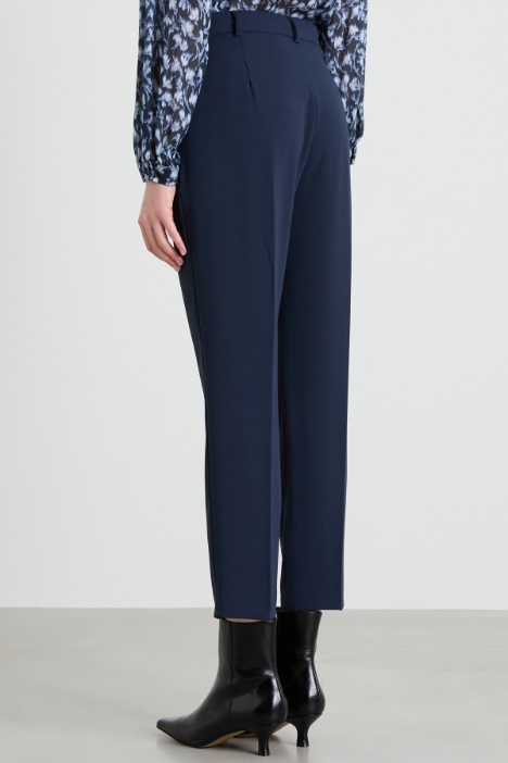 Pantaloni slim in tessuto crêpe