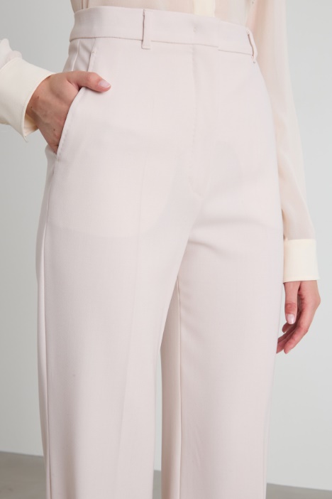 Pantaloni in crépe di lana
