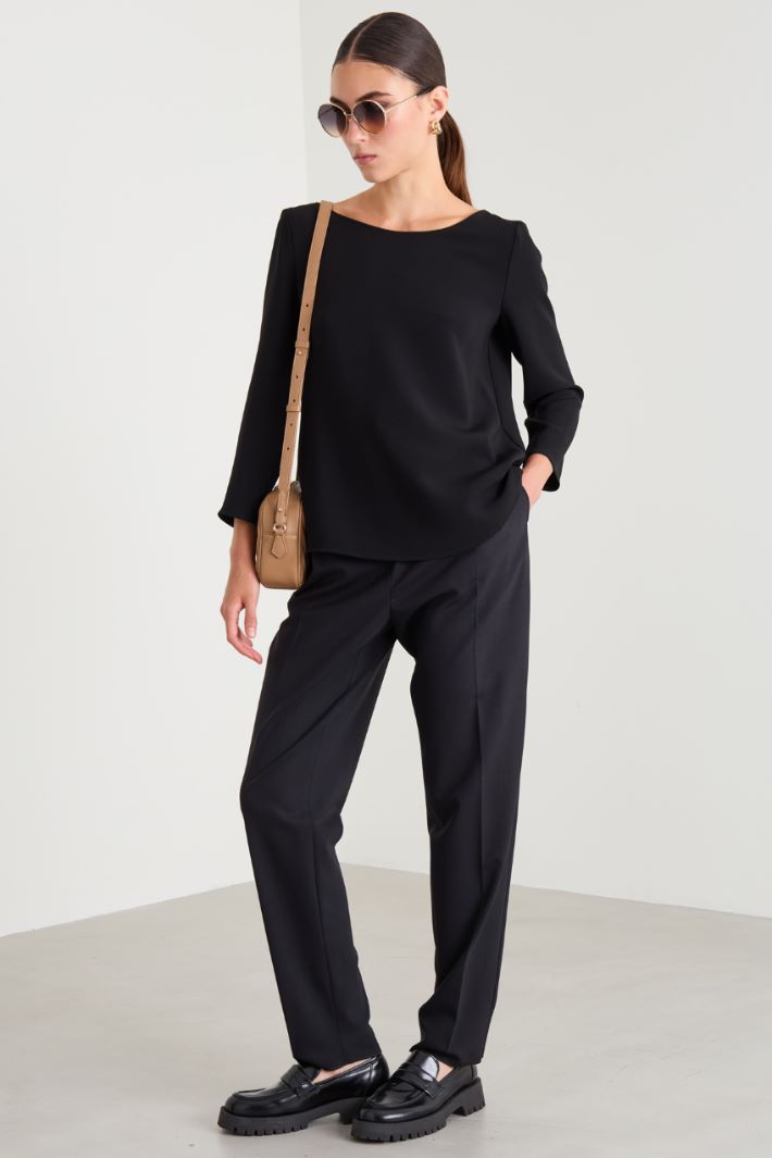 Pantaloni baggy in saglia