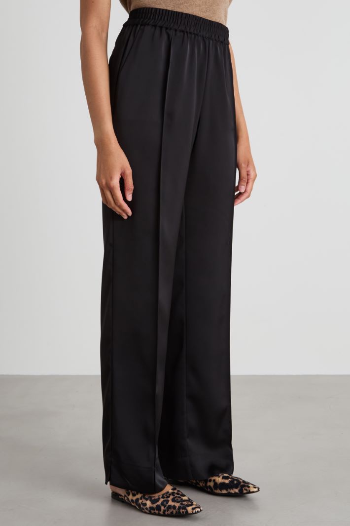 Pantaloni morbidi in raso Intrend - 2