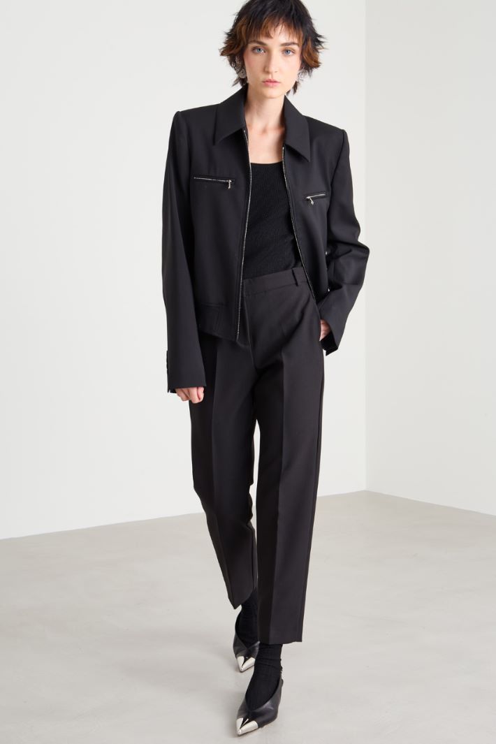 Pantaloni slim Intrend