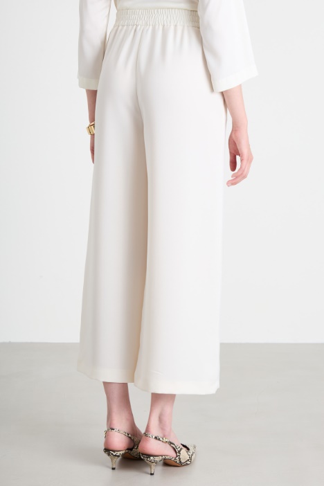 Pantalones anchos de envers satén