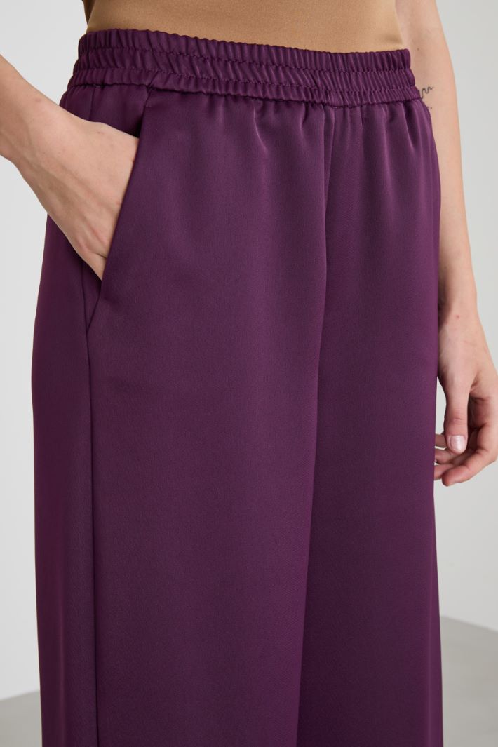 Pantaloni ampi in enver satin Intrend - 4